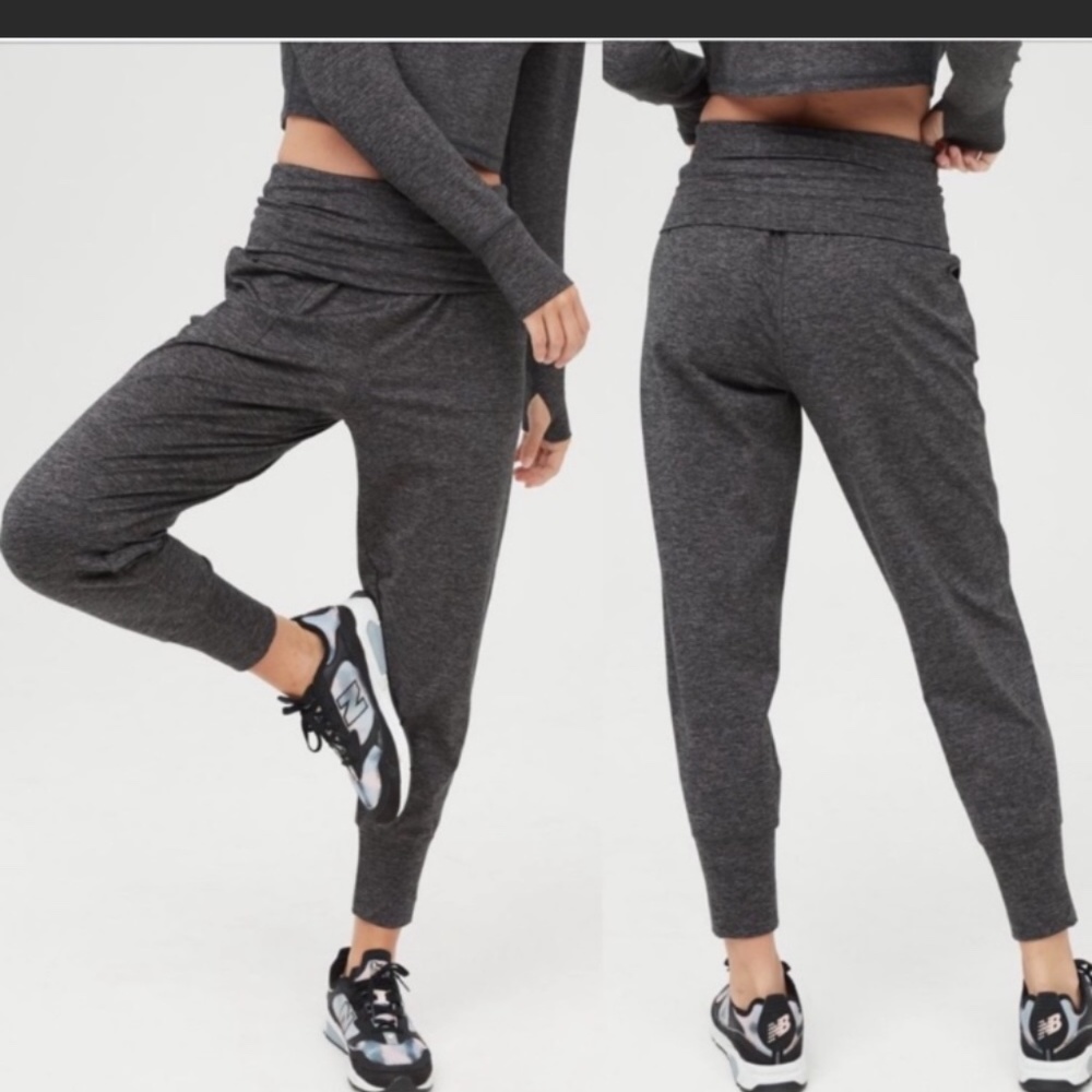 American eagle joggers